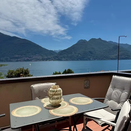 2-bedroom Airconditioned Lakeview