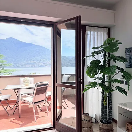 Apartmán 2-bedroom Airconditioned Lakeview Acquaseria