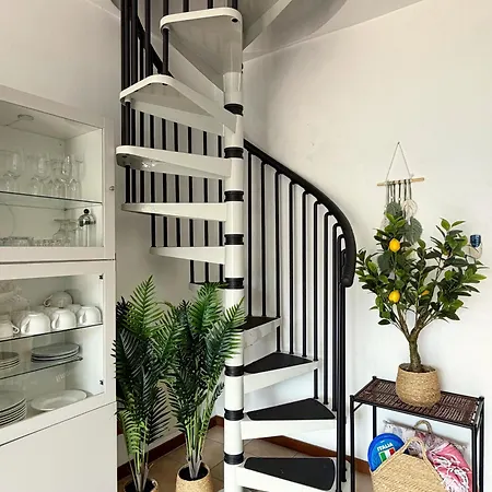2-bedroom Airconditioned Lakeview