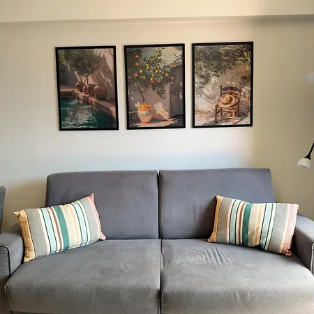 2-bedroom Airconditioned Lakeview