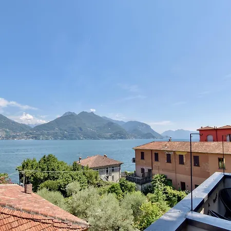 2-bedroom Airconditioned Lakeview Apartment