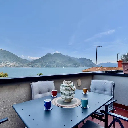2-bedroom Airconditioned Lakeview Apartment *