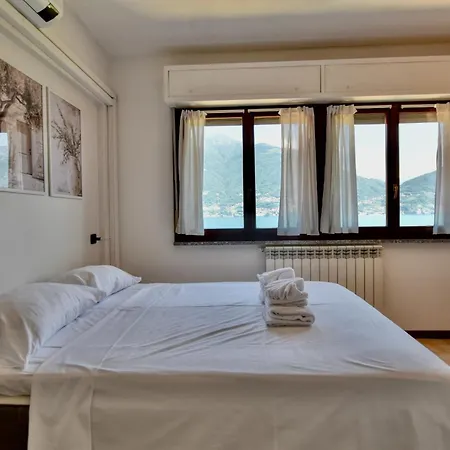 2-bedroom Airconditioned Lakeview Apartment *