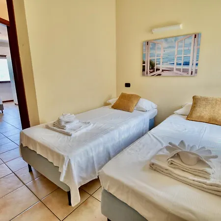 2-bedroom Airconditioned Lakeview