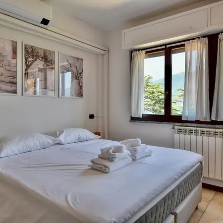 Apartment 2-bedroom Airconditioned Lakeview