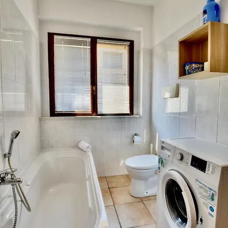 2-bedroom Airconditioned Lakeview * Acquaseria